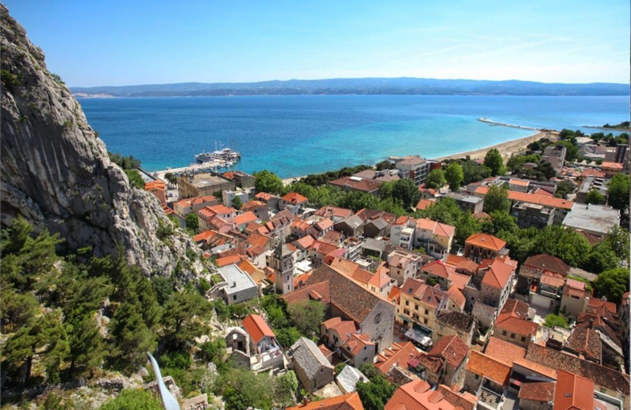 Apartments 20 Meters From The Beach Jesenice  Εξωτερικό φωτογραφία